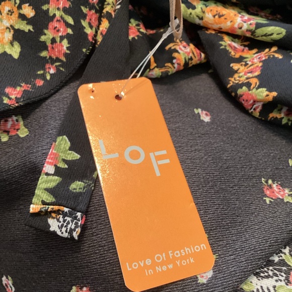 LOF Black Floral Border Draped Swim Coverup Robe Feminine Travel NWT - Picture 8 of 10